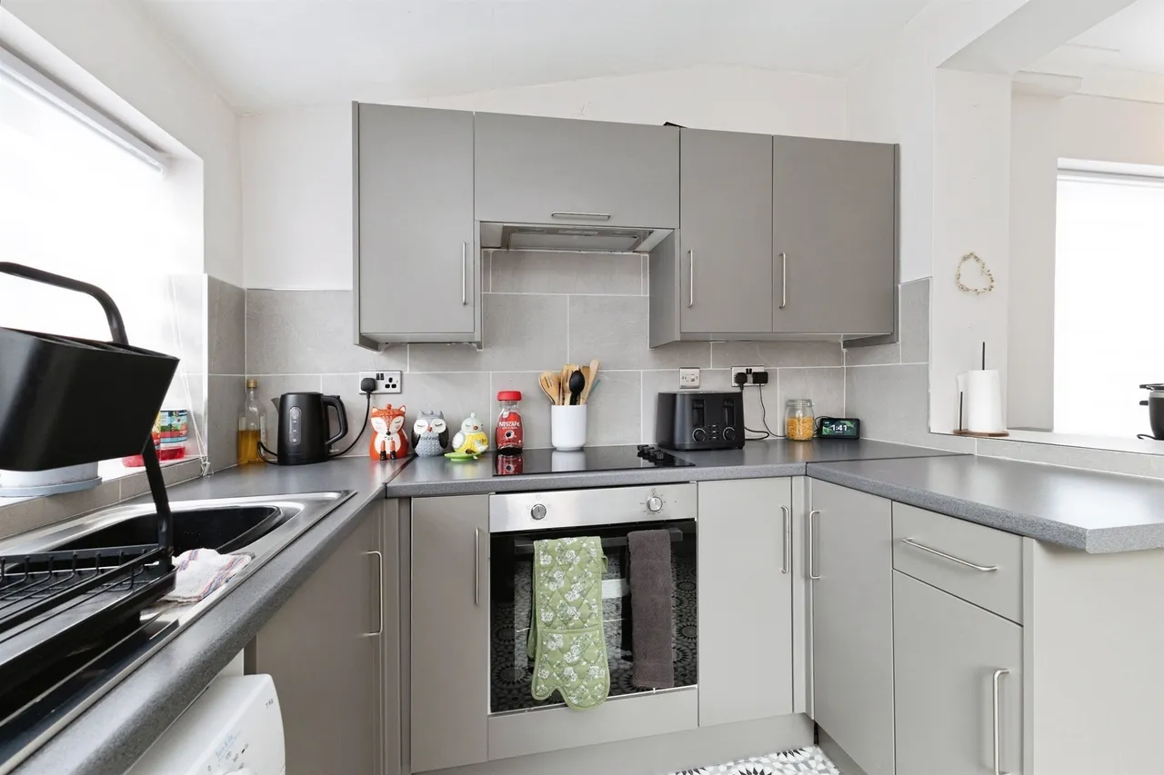 Chester Road, Redcar, TS10, photo 8