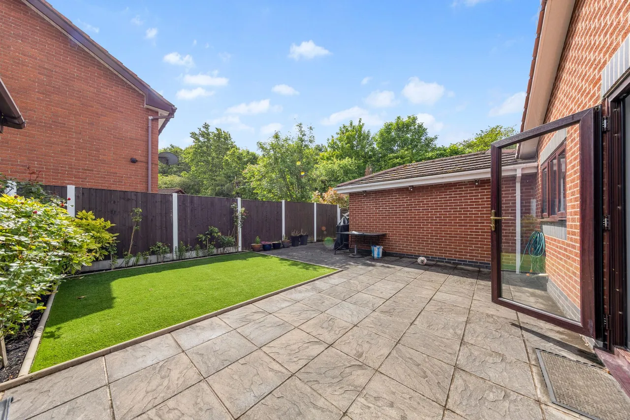 Cabot Close, Old Hall, Warrington, Warrington, WA5 9QQ, photo 24