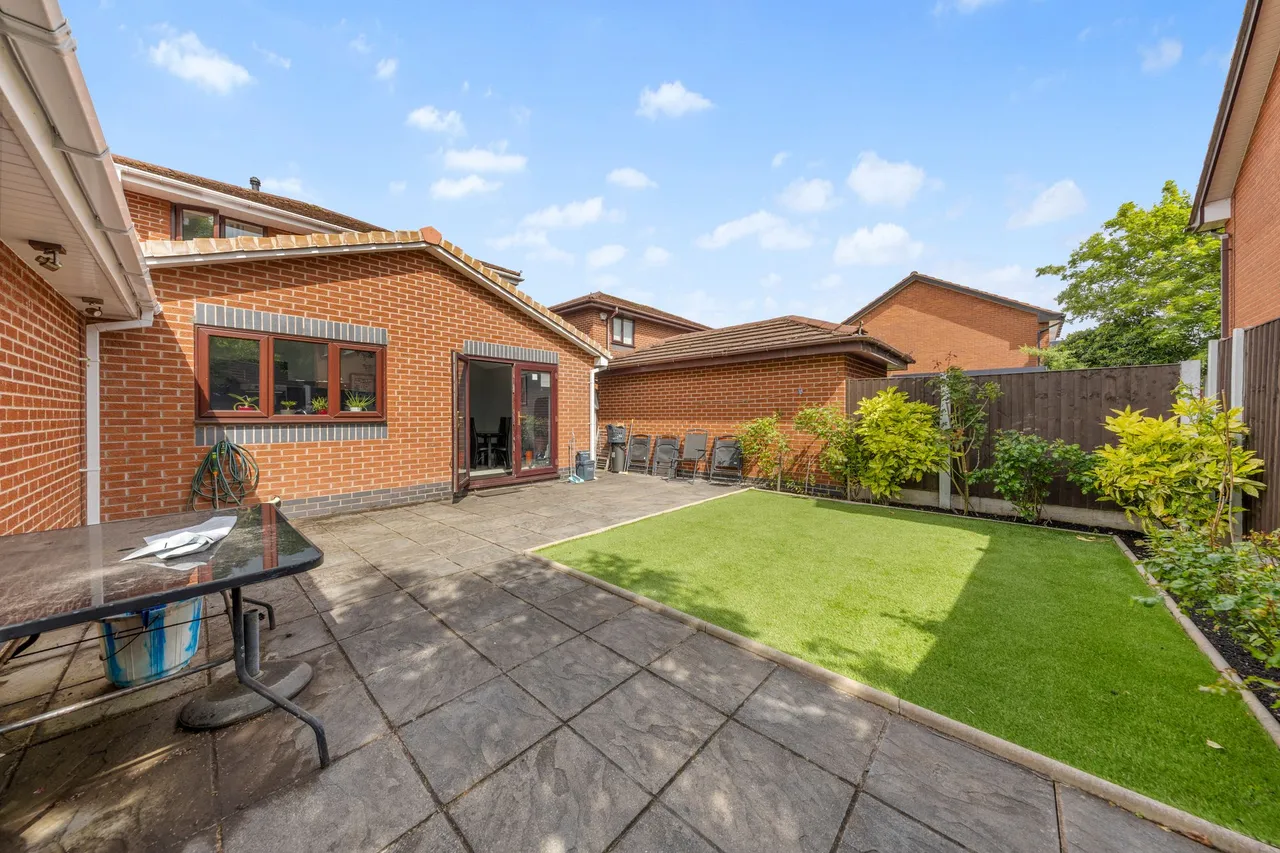 Cabot Close, Old Hall, Warrington, Warrington, WA5 9QQ, photo 15