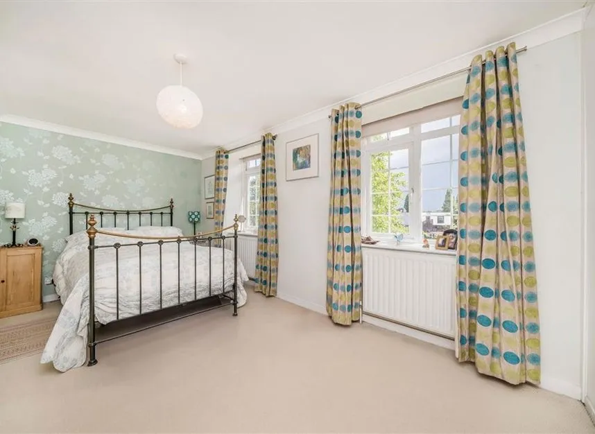 Broom Road, Teddington, TW11, photo 4