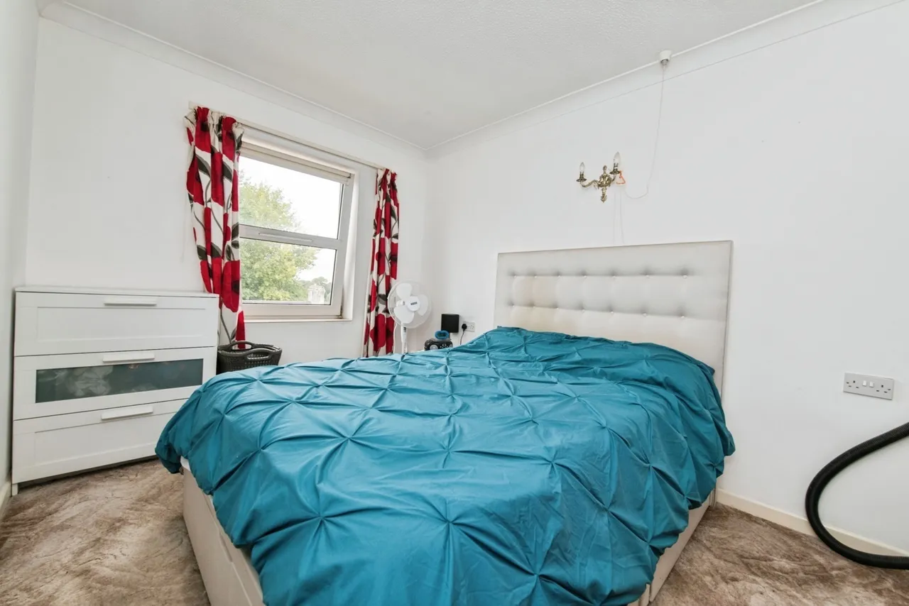 King Street, Honiton, EX14, photo 11