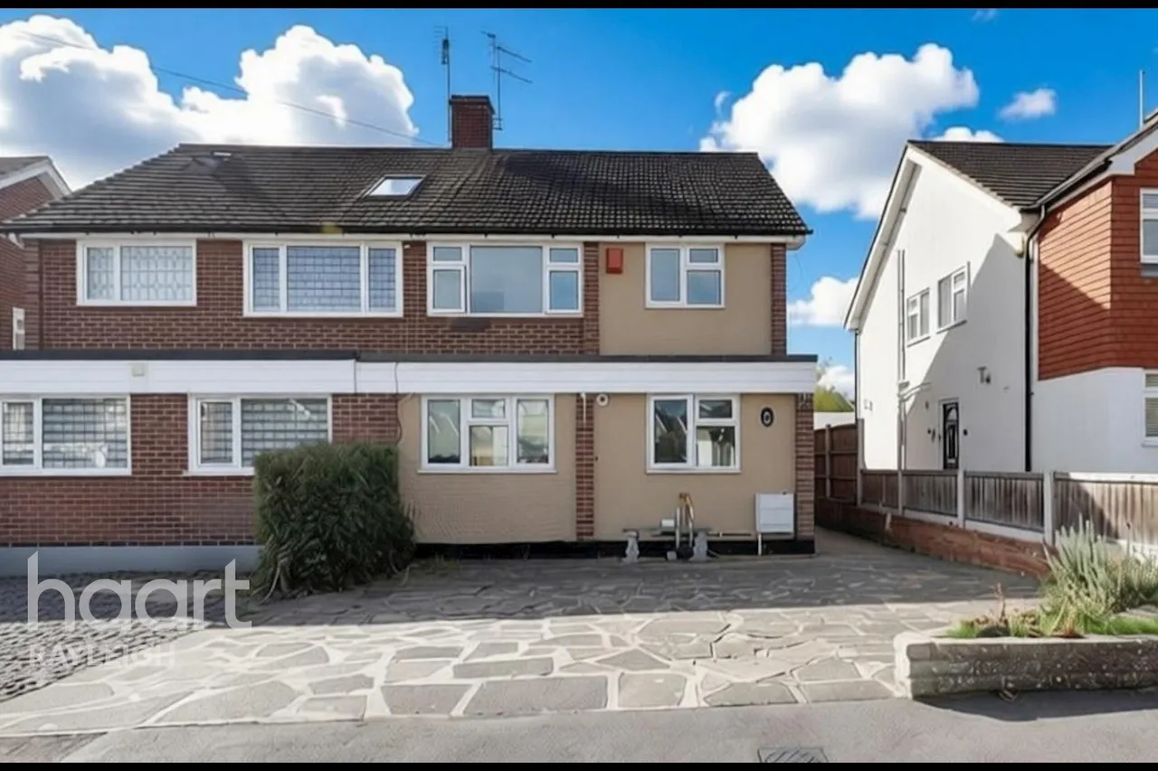 Oakhurst Road, Rayleigh, SS6, photo 17