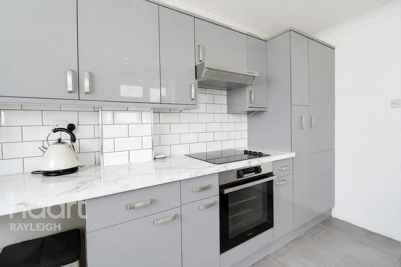 Oakhurst Road, Rayleigh, SS6, photo 6