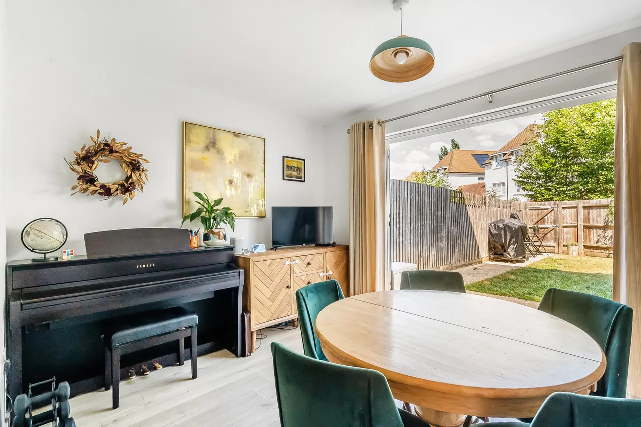 Macmillan Road, Dunton Green, Sevenoaks, Kent, TN14 5GH, photo 4