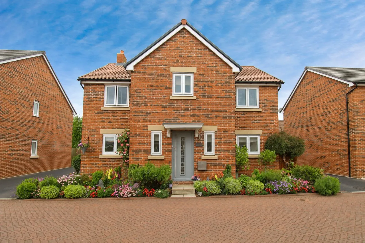 4 bed house for sale, Melksham, Wiltshire