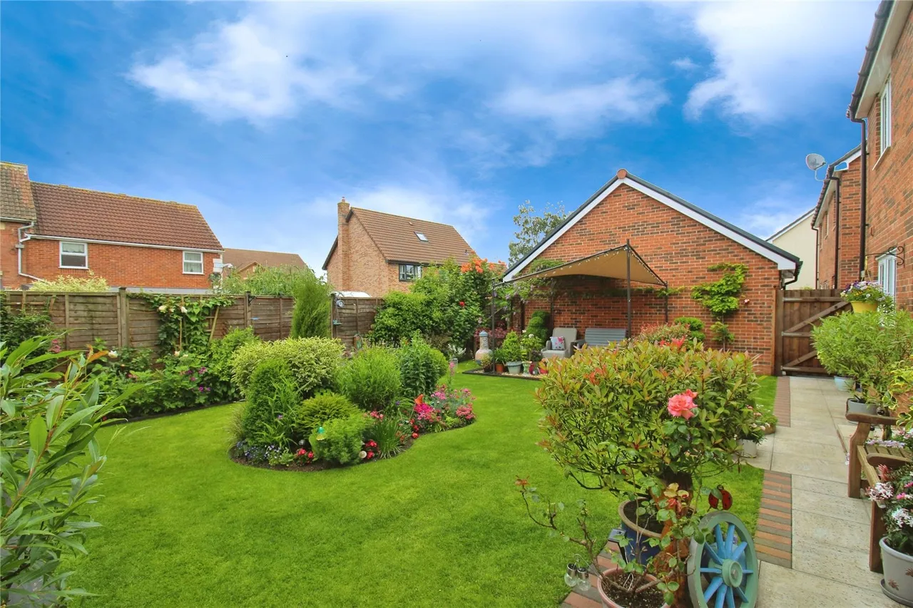 Melksham, Wiltshire, photo 15