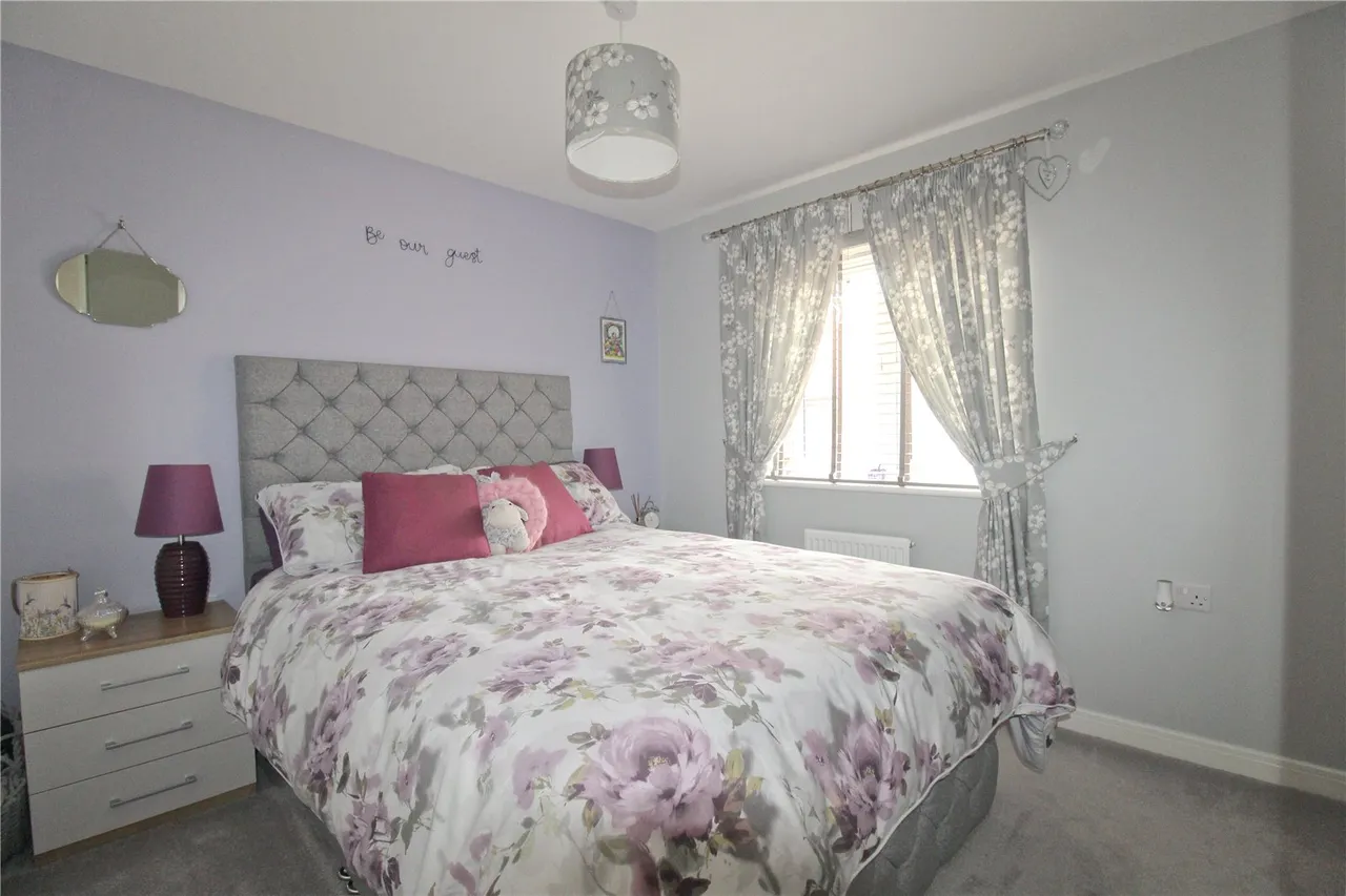Melksham, Wiltshire, photo 9