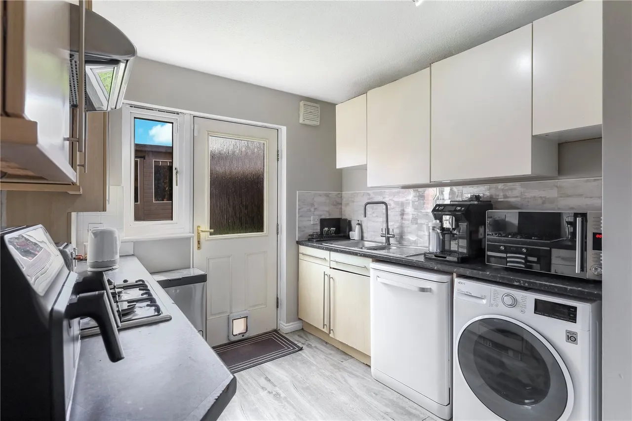 Levern Bridge Way, Crookston, Glasgow, G53, photo 5