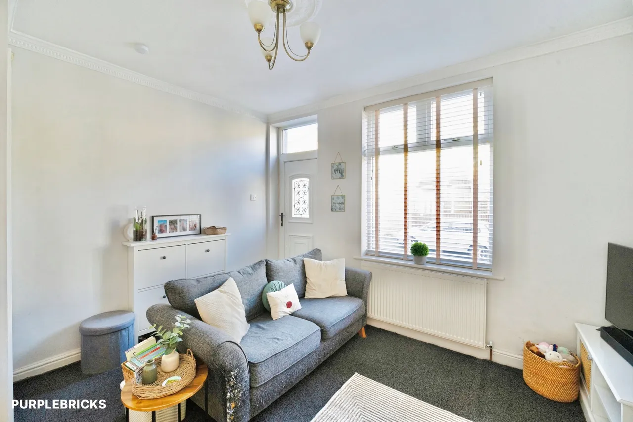 Wood Vine Street, Pudsey, LS28, photo 6