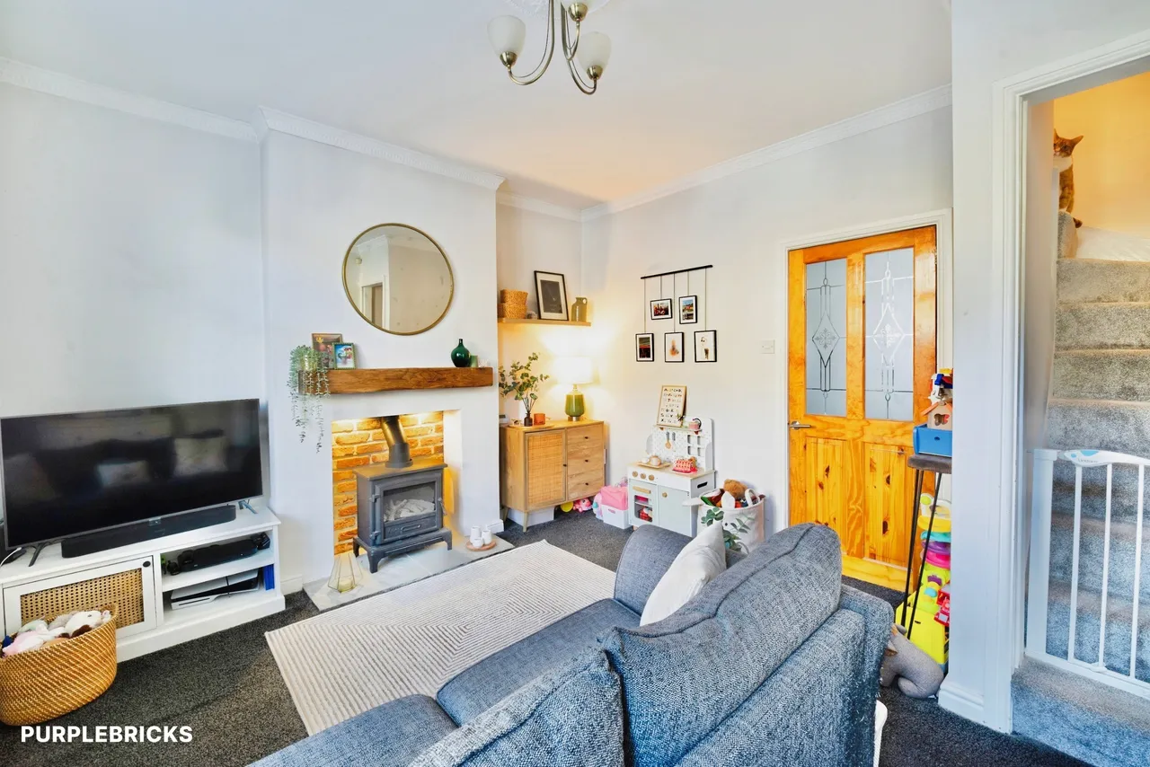 Wood Vine Street, Pudsey, LS28, photo 5