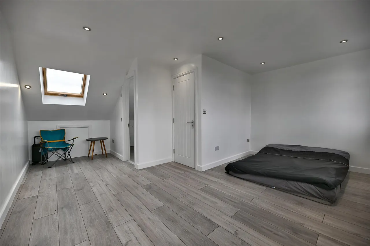 Bute Road, Barkingside, Essex, Ilford, IG61AF, photo 9