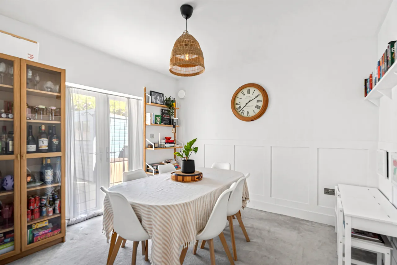 Strode Street, Egham, TW20, photo 9