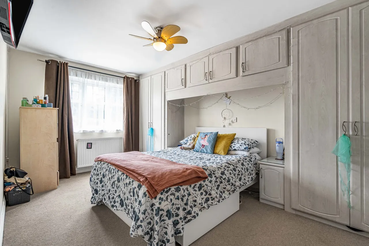 Thorpe Road, Staines-upon-Thames, TW18, photo 4