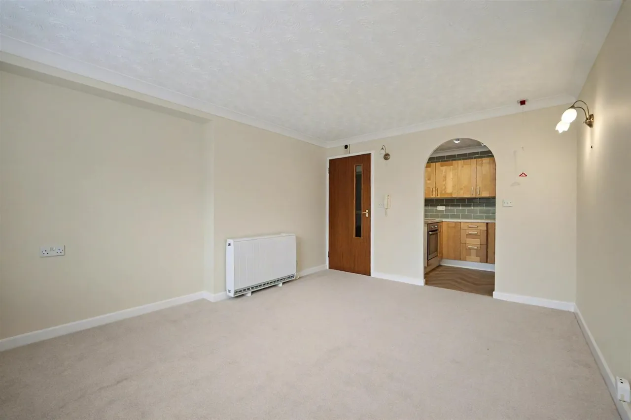 Leicester Road, Market Harborough, LE16, photo 5