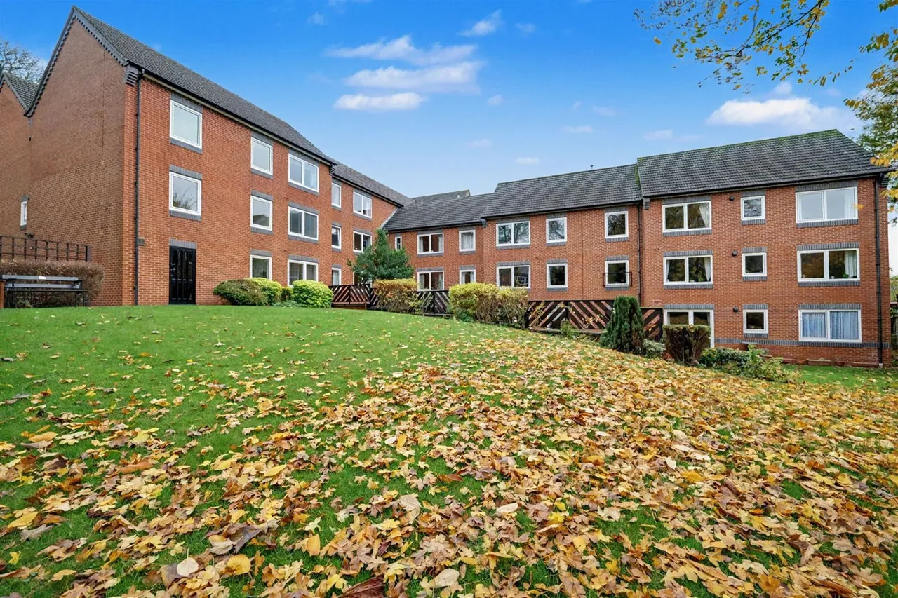 2 bed retirement property for sale — Leicester Road, Market Harborough, LE16