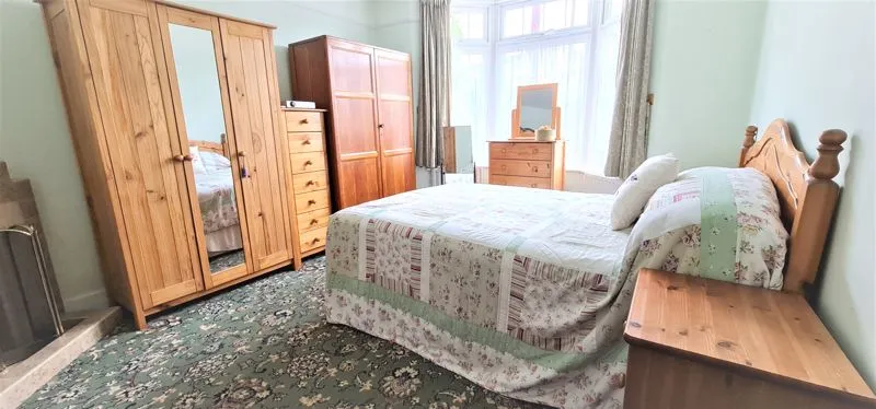 Leslie Road, Rayleigh, Essex, SS6 8PB, photo 11