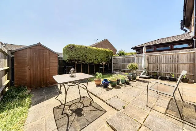 Spackman Close, Thatcham, RG19, photo 17
