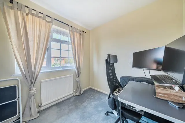 Spackman Close, Thatcham, RG19, photo 12
