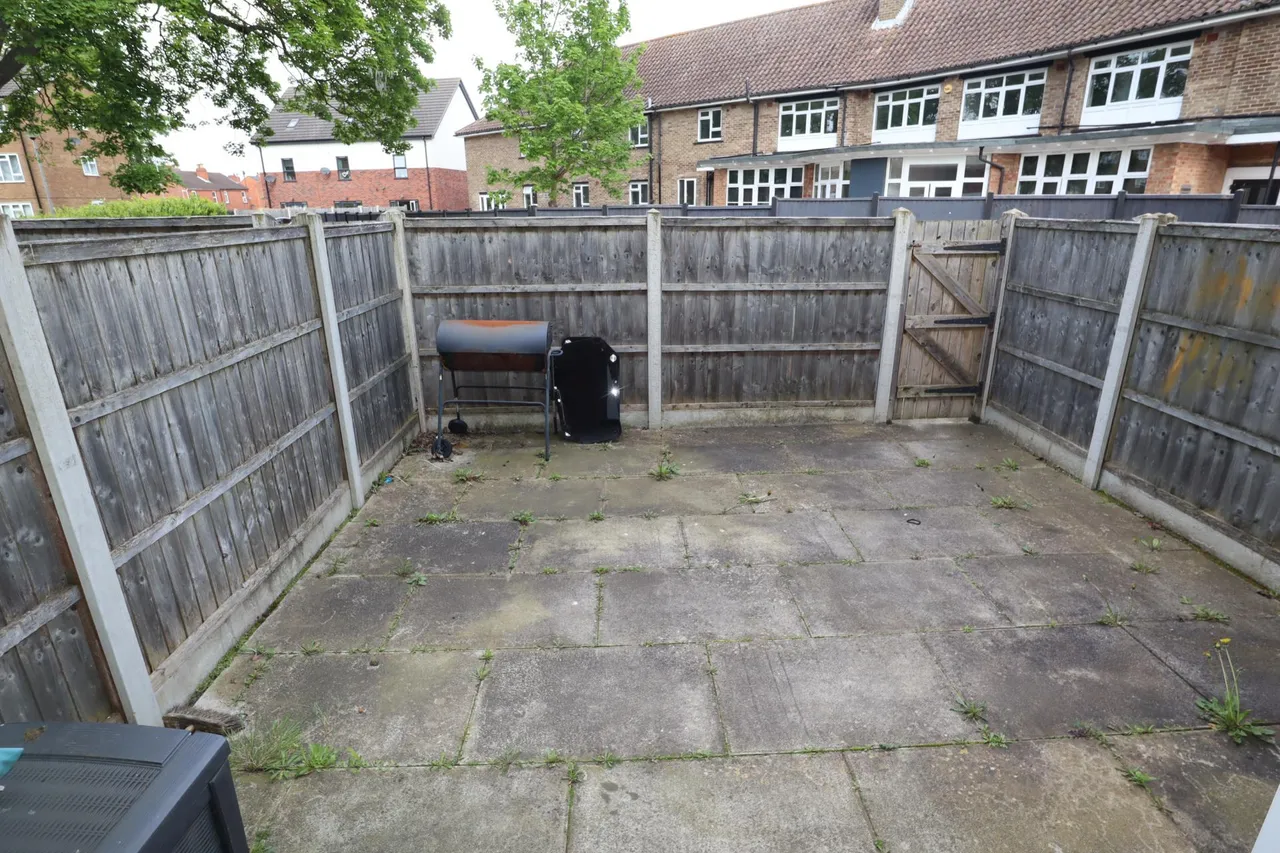 St Botolphs Crescent, Lincoln, LN5, photo 15