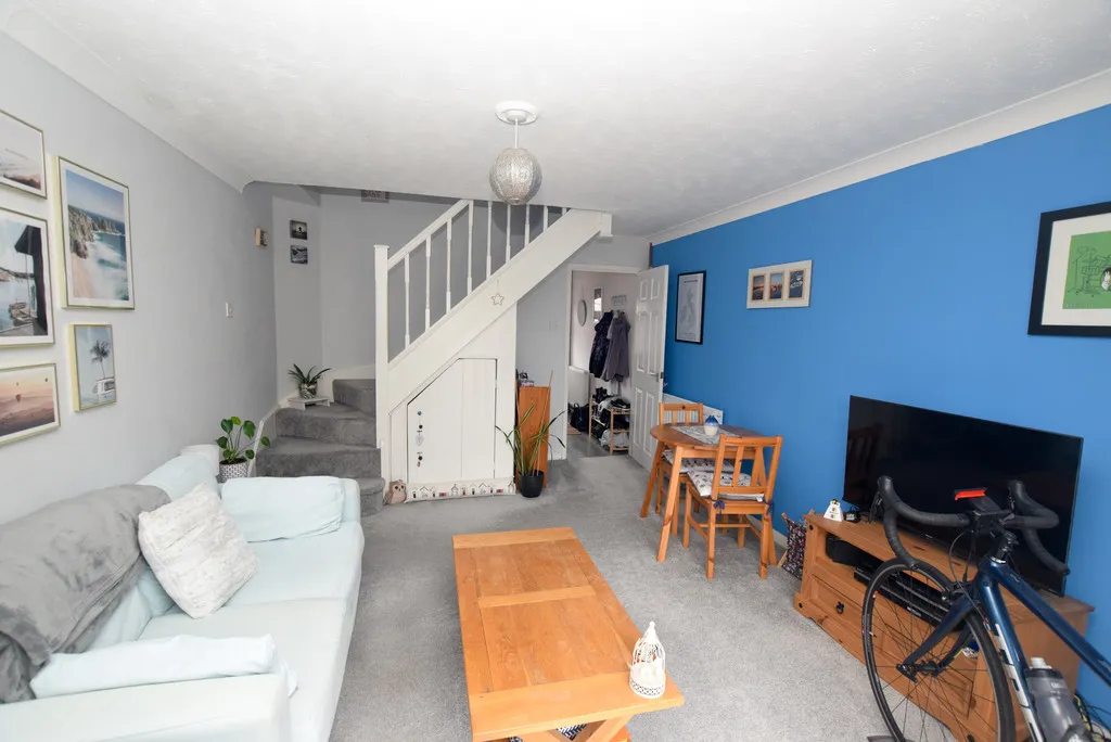 Swift Gate, Shawbirch, TF1, photo 5