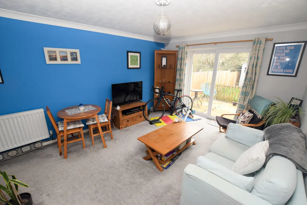 Swift Gate, Shawbirch, TF1, photo 9