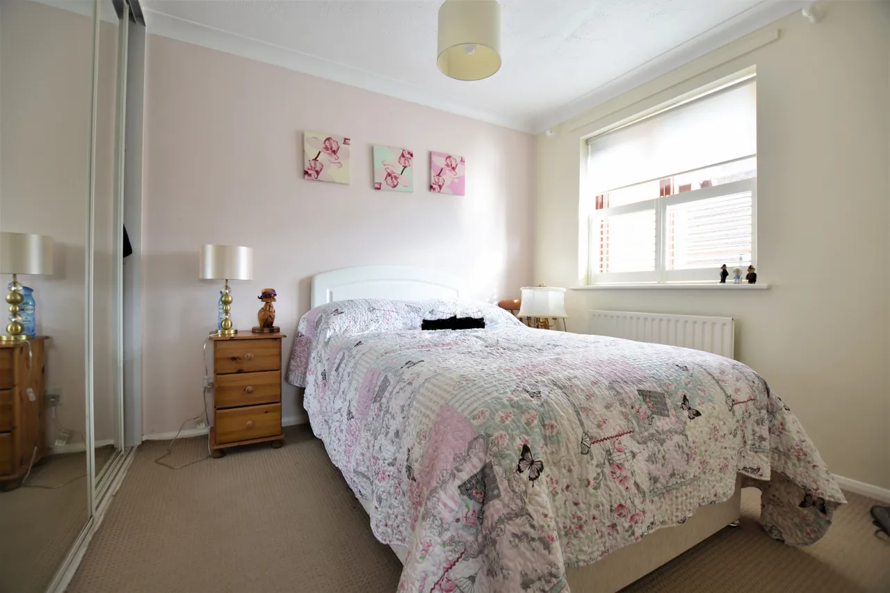 Southend Crescent, Eltham, SE9 2SD, photo 7