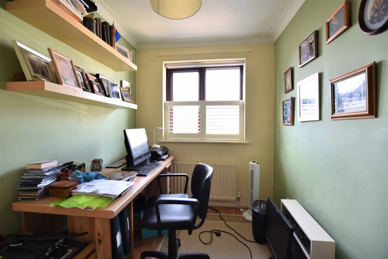 Southend Crescent, Eltham, SE9 2SD, photo 9