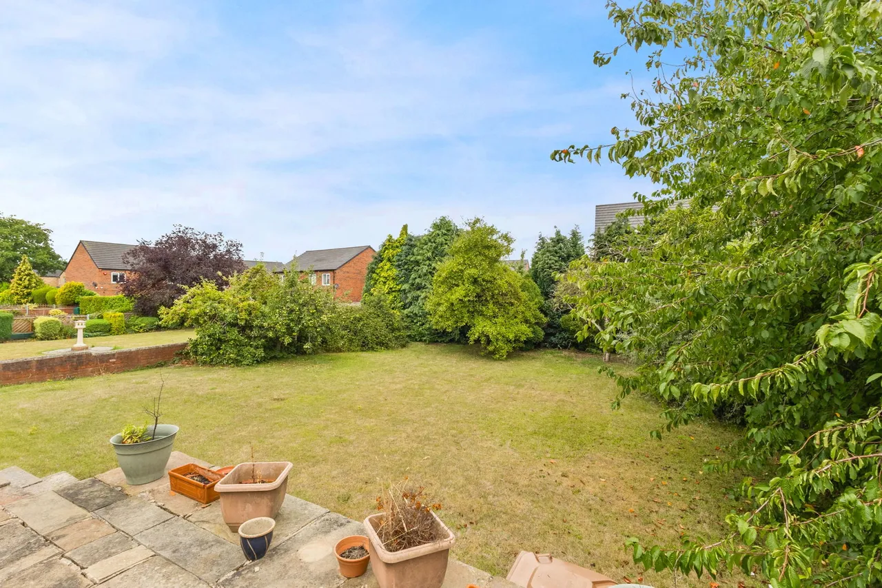 Ashgap Lane, Normanton, WF6, photo 26