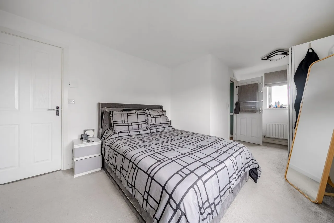 Cornmill Close, Farcet, PE7, photo 13