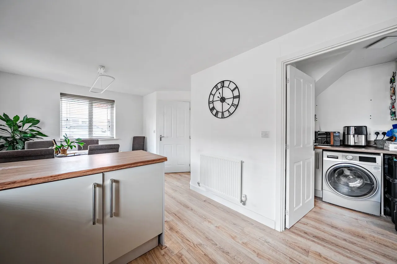 Cornmill Close, Farcet, PE7, photo 8