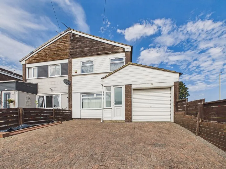4 bed house for sale — Highfield Road, South Shields, Tyne and Wear, NE34