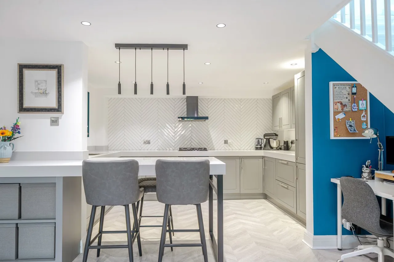 Rowanwood Avenue, DA15, photo 5