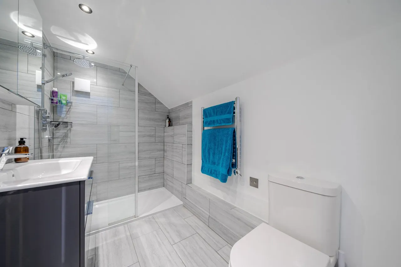 Rowanwood Avenue, DA15, photo 8