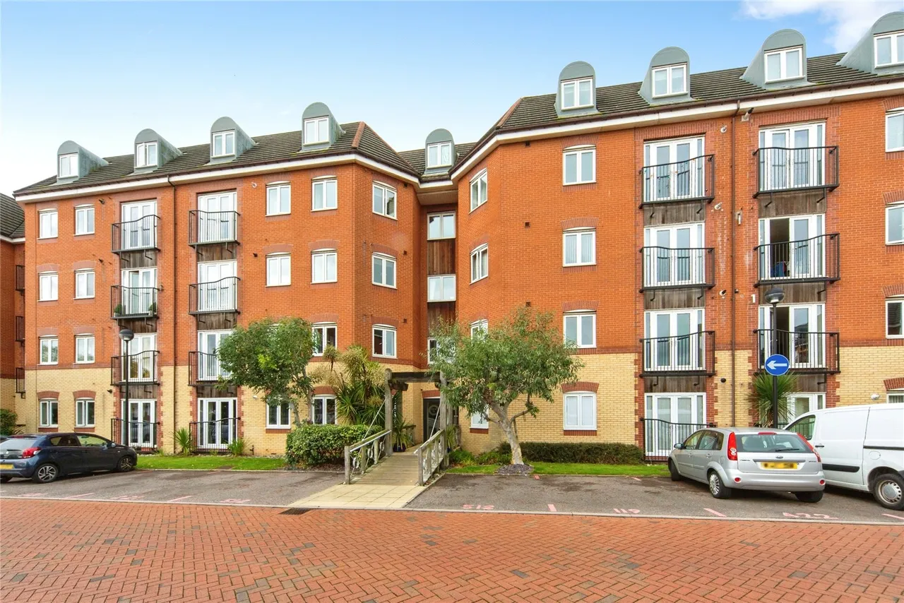 2 bed property for sale, Quebec Quay, Liverpool, L3