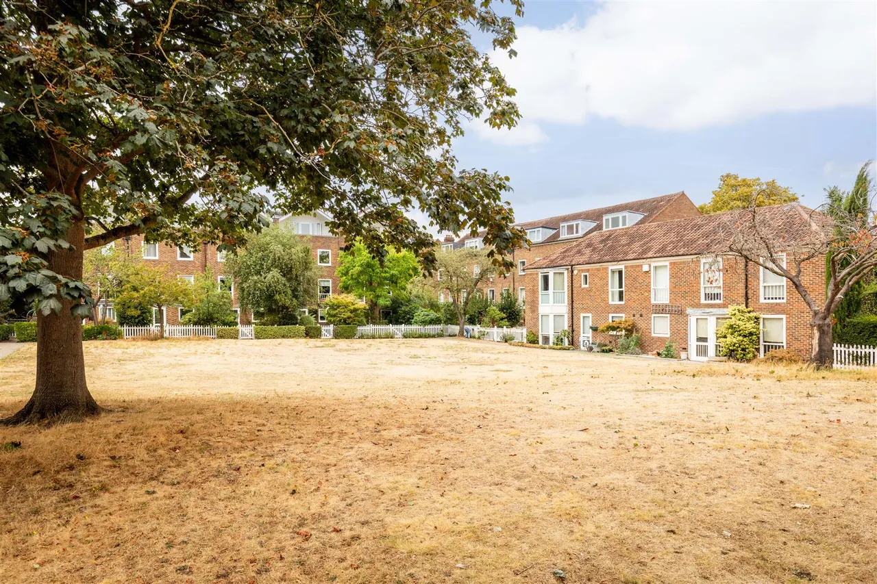 Hartington Road, London, W4, photo 12