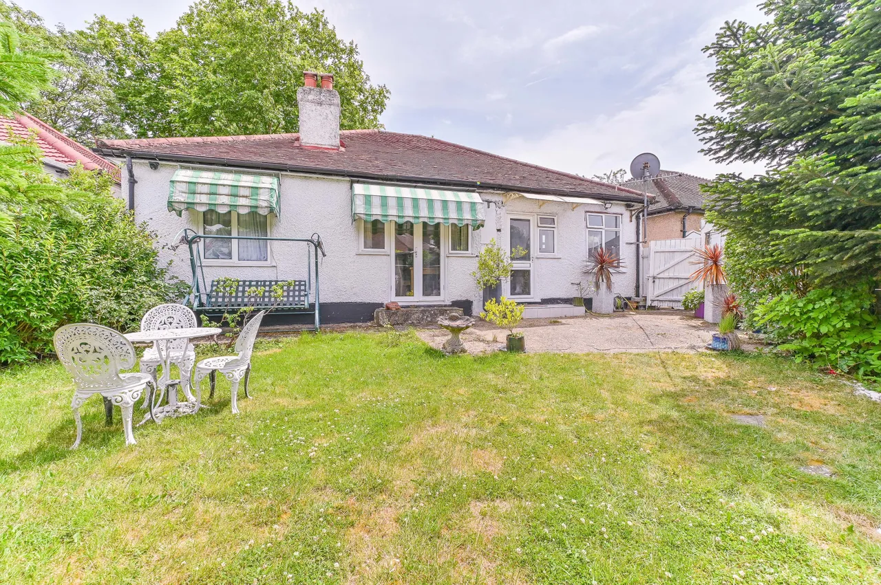 54 St Dunstans Hill, Sutton, photo 2