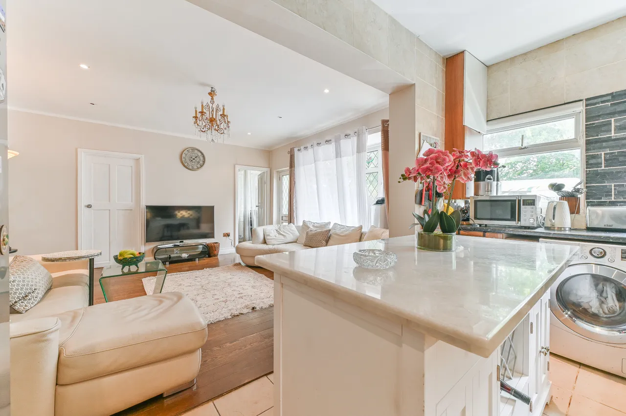 54 St Dunstans Hill, Sutton, photo 7