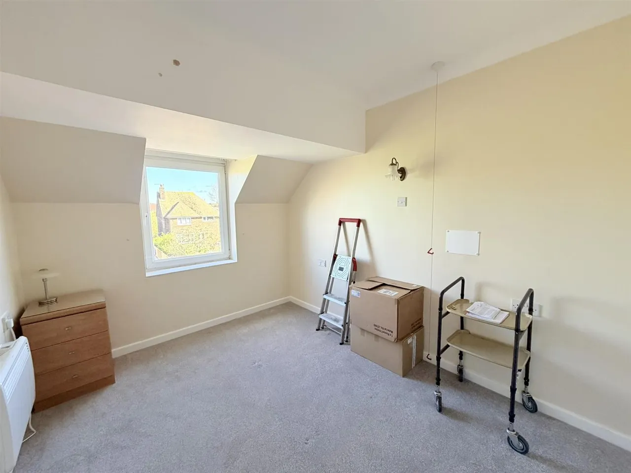 Sutton Road, Seaford, photo 4