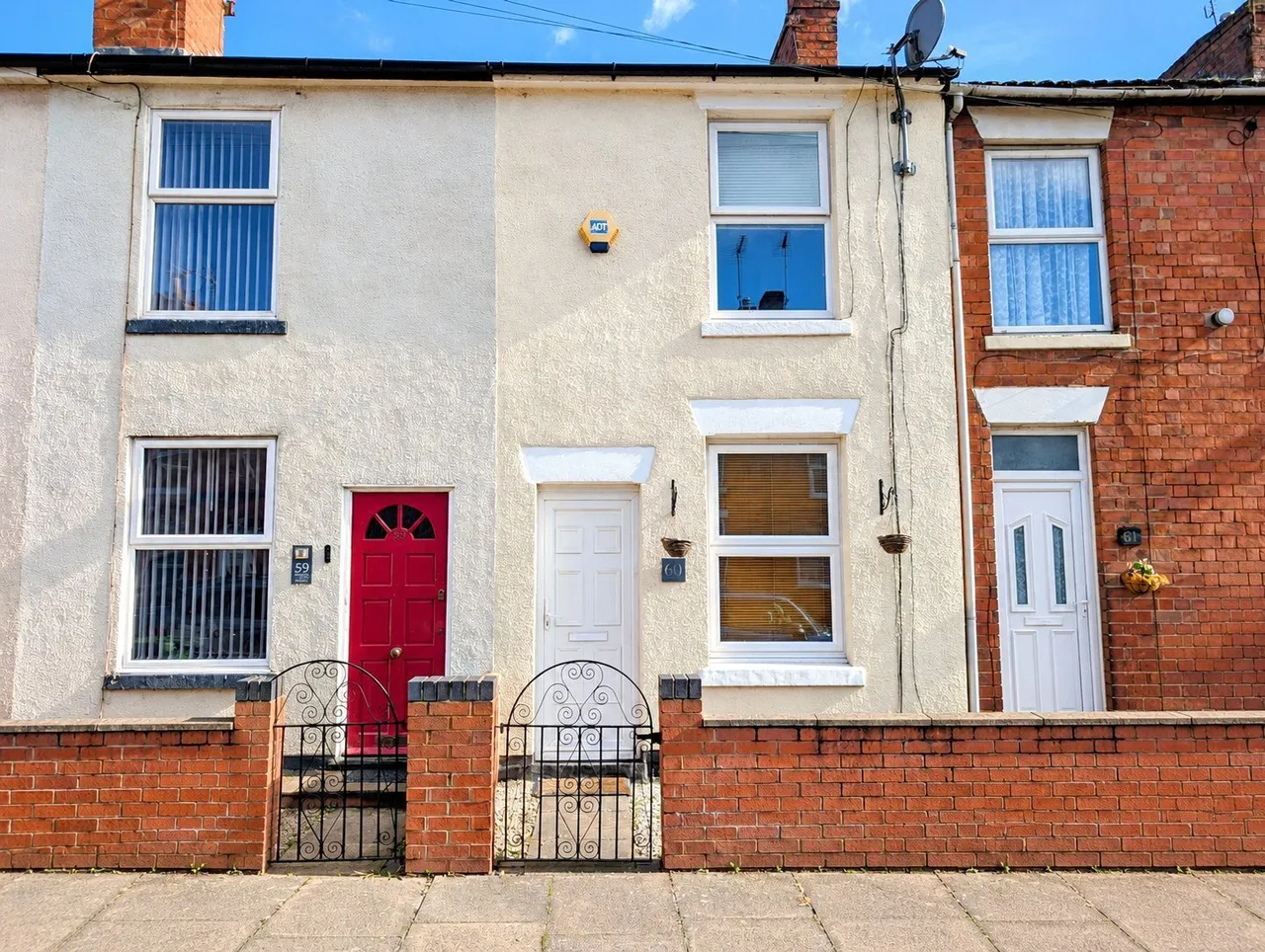 2 bed house for sale, Wood Street, Kidderminster