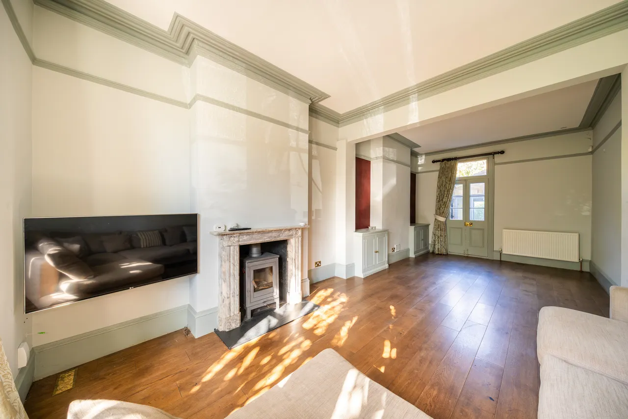 Lillieshall Road, London, SW4, photo 9