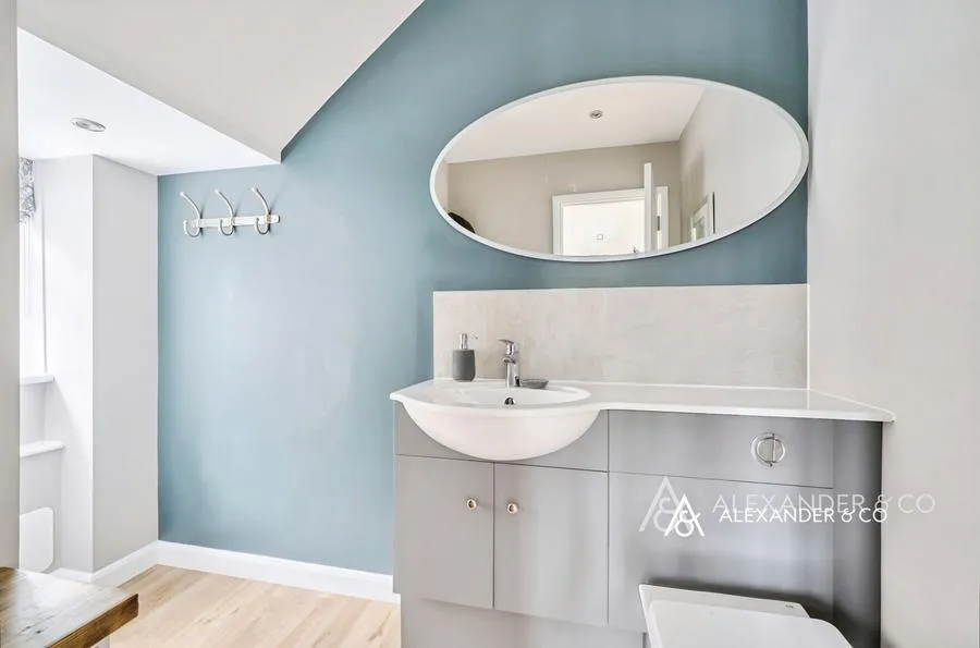 Old Manor Close, Whaddon, MK17, photo 10