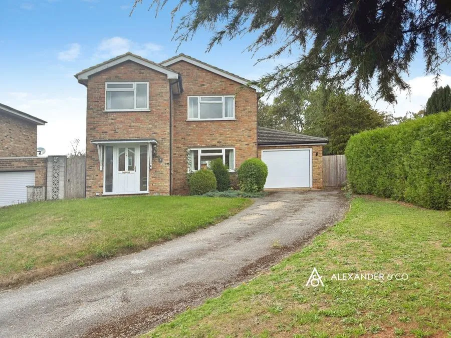 Old Manor Close, Whaddon, MK17, photo 28
