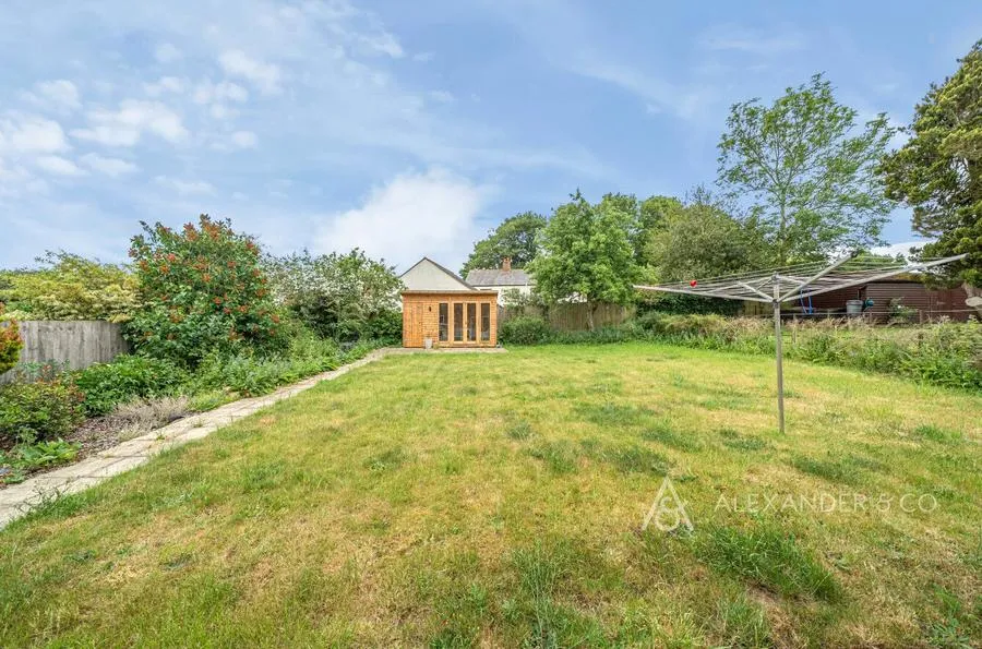 Old Manor Close, Whaddon, MK17, photo 13