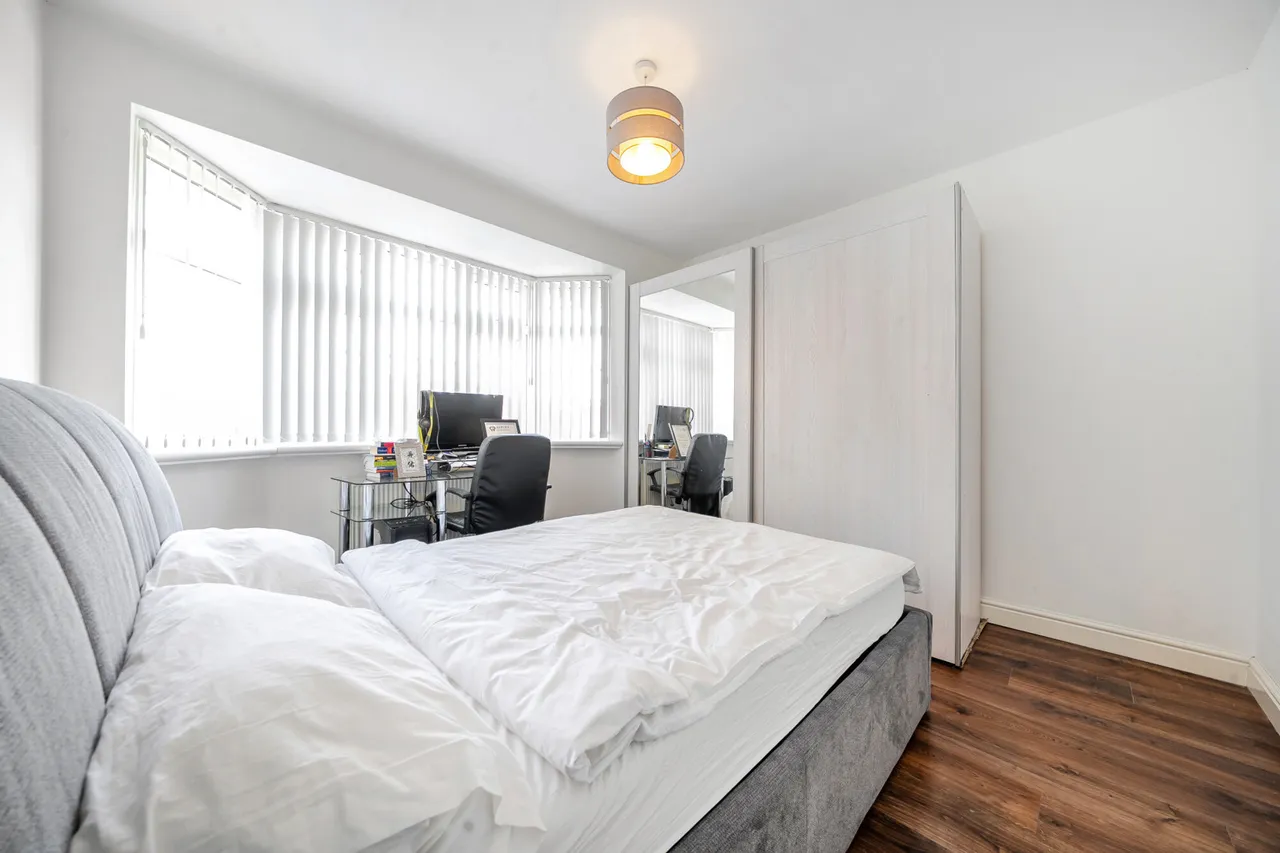 Harlington Road, Hillingdon, UB8, photo 12