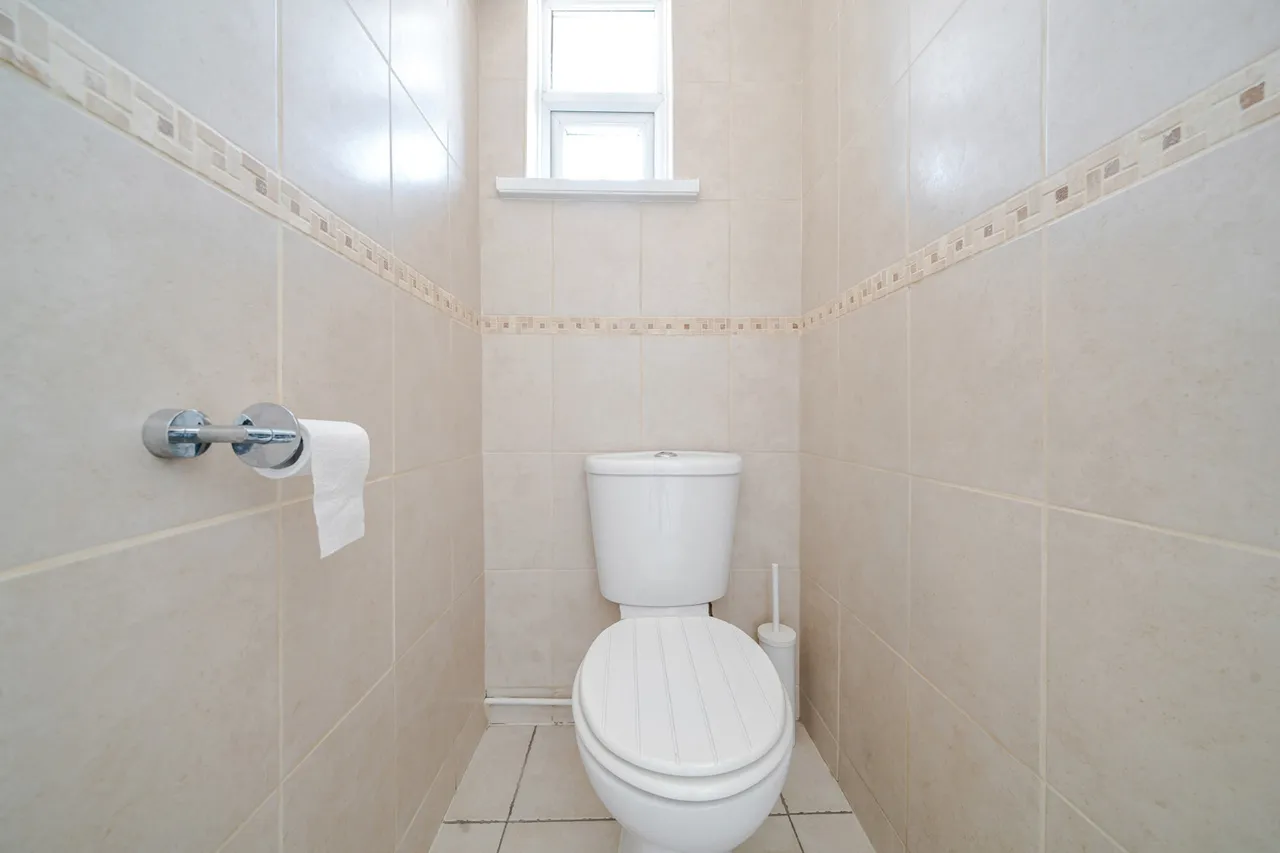 Harlington Road, Hillingdon, UB8, photo 19