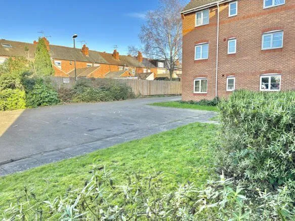 Firedrake Croft, Stoke, CV1, photo 6