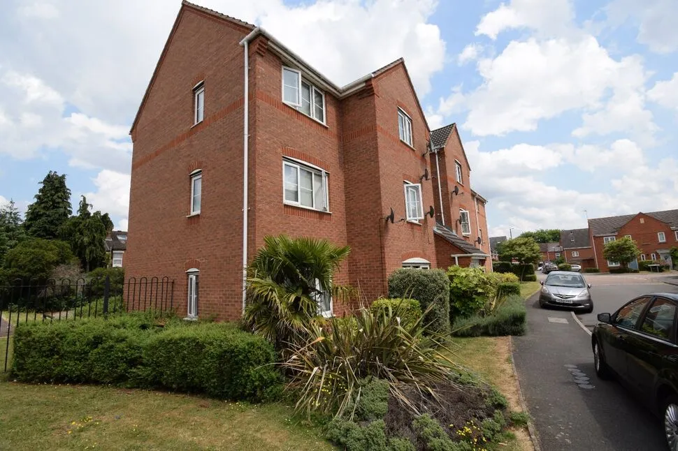 2 bed flat for sale, Firedrake Croft, Stoke, CV1