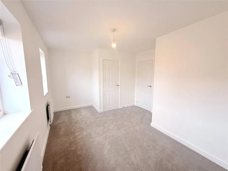 Tillage Road, Wellingborough, NN8, photo 12