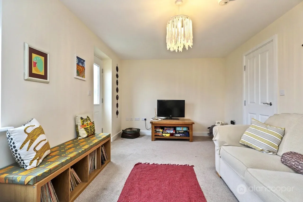 Russett Avenue, Nuneaton, CV11, photo 4