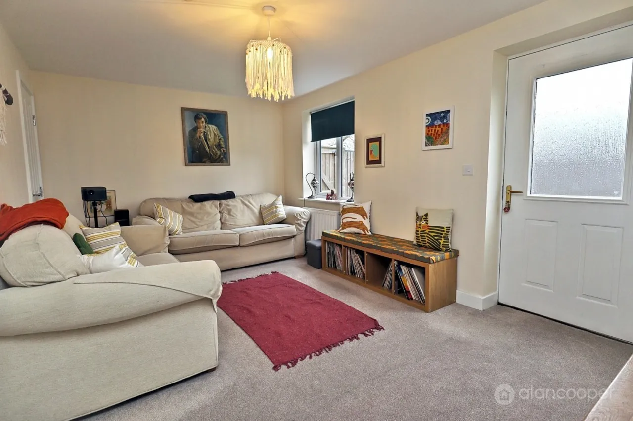 Russett Avenue, Nuneaton, CV11, photo 2